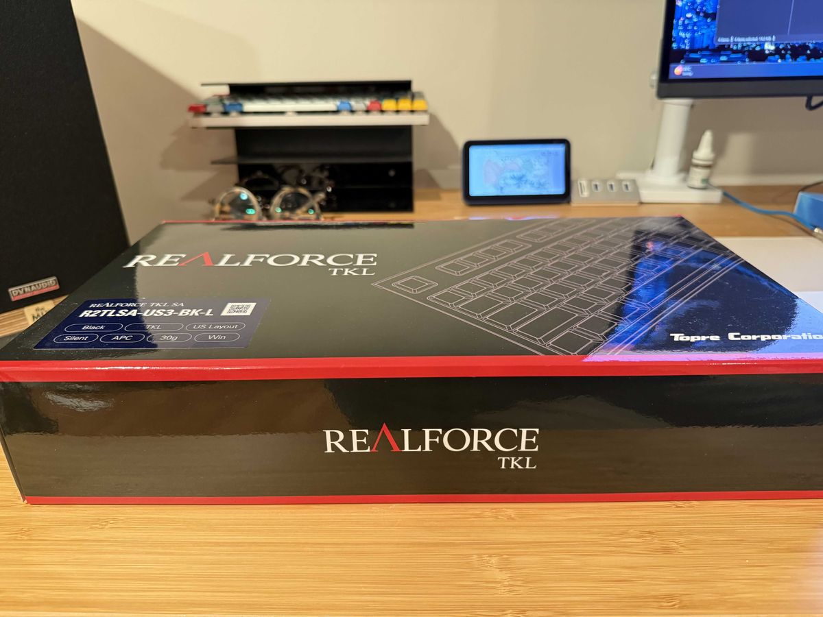 RARE* RealForce R2 / Leopold Collab TKL SA / R2TLSA-US3-BK-L 